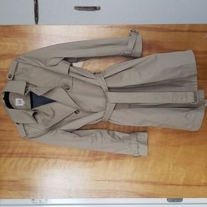 GAP trenchcoat